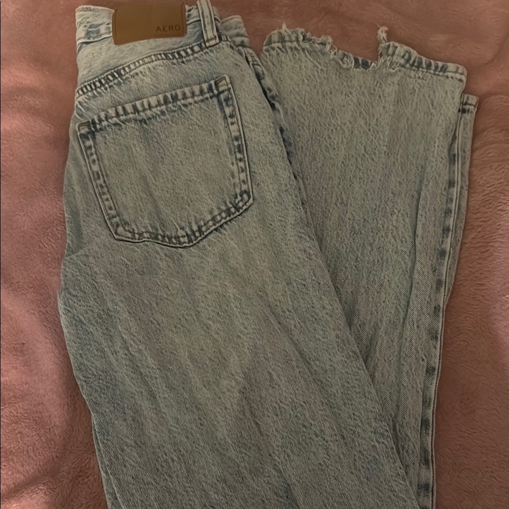 Aero Light Wash Distressed Jeans